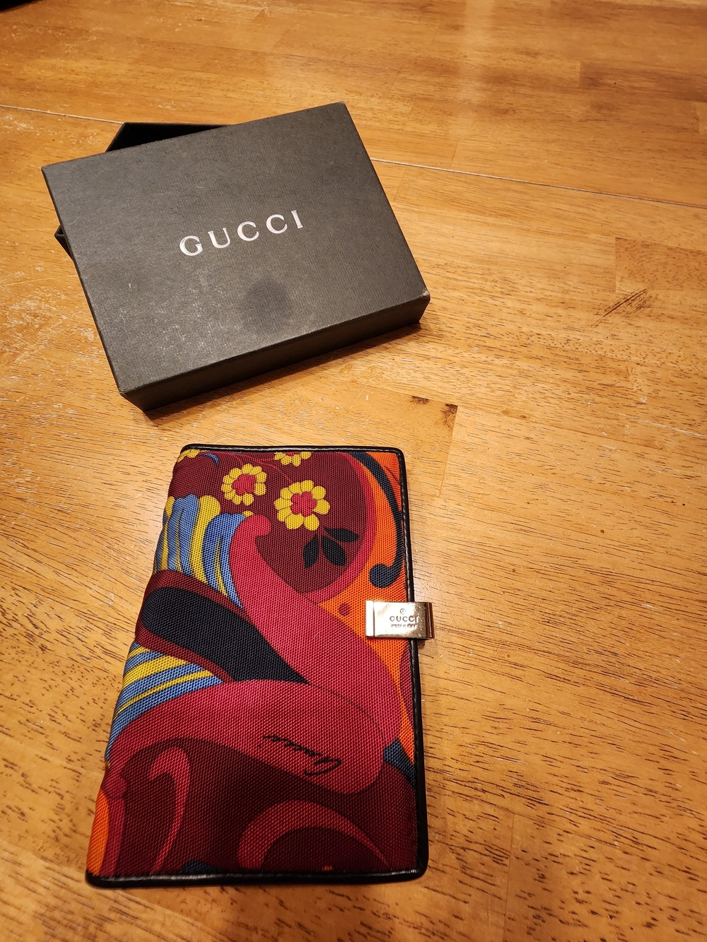 rare vintage Gucci canvas bifold accessory, Agenda Address Book With Pen